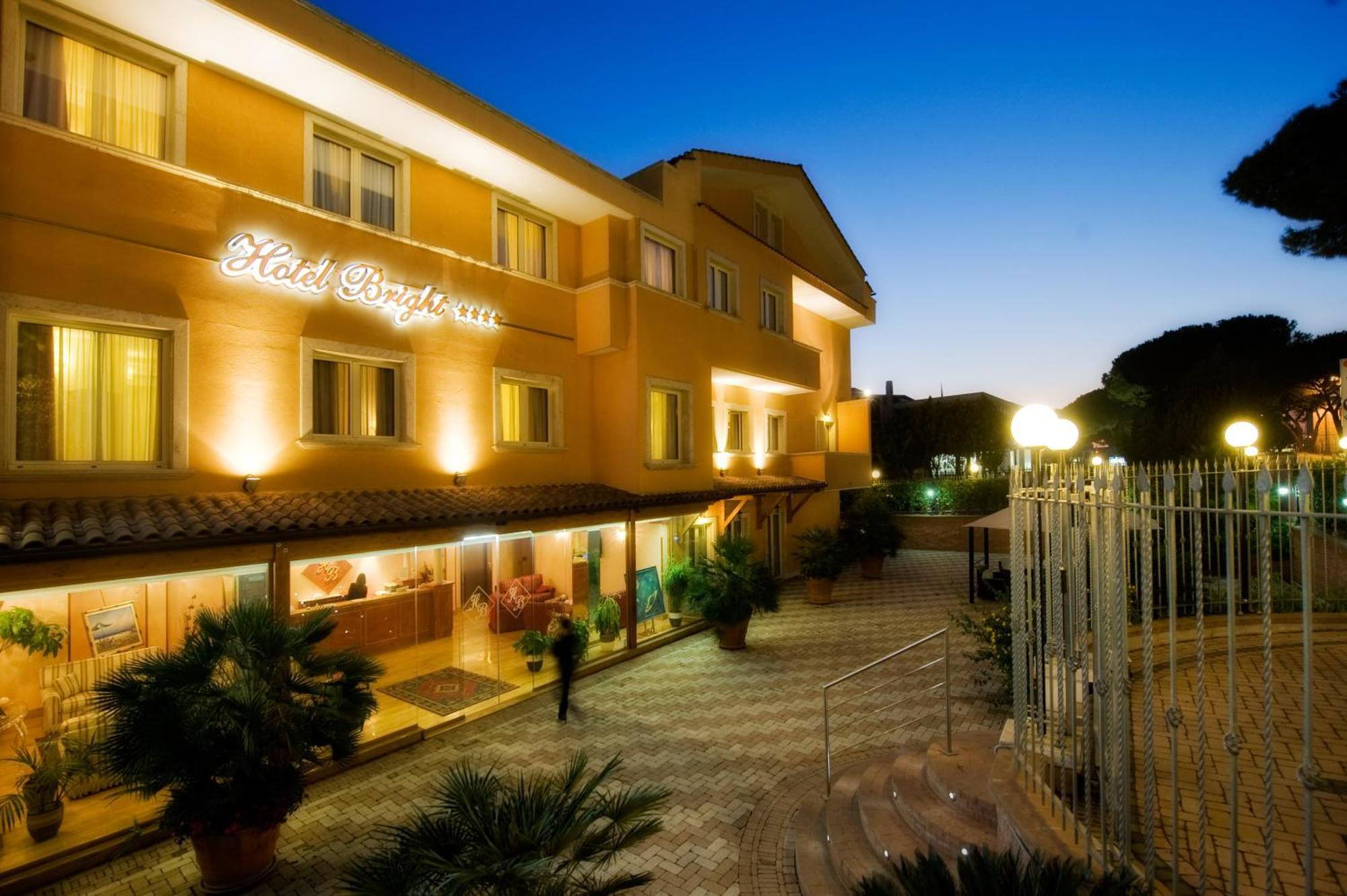 Hotel Bright 3*