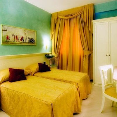 Hotel Bright 3*